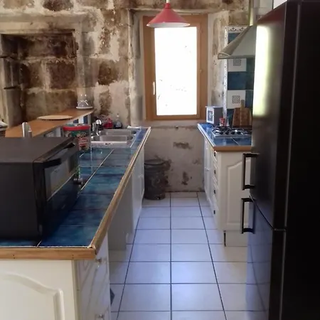 Holiday home Mon Petit Paradis *
